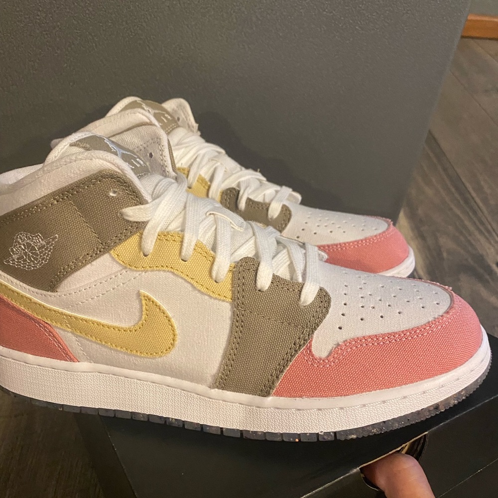 Air Jordan 1 mid. Canvas. Never worn. Size 7 youth.